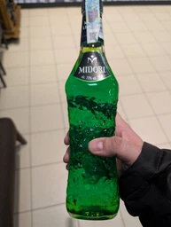 Ликер Midori Melon Liquor 0.7 л 20% (4901777020320_080686005964)