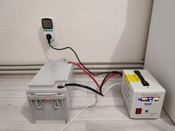 Джерело безперебійного живлення (ДБЖ) Volt Polska SINUSPRO-800E 500/800W 12v Білий фото від покупців 6