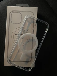 Прозрачный чехол Clear Case with MagSafe для iPhone 12 Pro