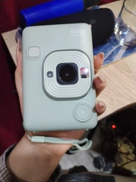 Фотоаппарат моментальной печати Fujifilm Instax Mini Liplay Blush Gold с дисплеем