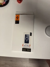 Прозрачный чехол накладка Spigen Ultra Hybrid Magsafe для Apple iPhone 15 Pro Black