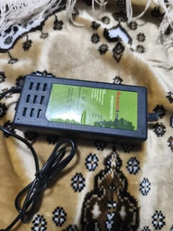 Акумуляторна ланцюгова пилка Assistant АПЦ-20-8 БЩ (безщітковий мотор бак під масло шина 200мм. два ланцюги два-аку-4Ач. зарядне підсвічування робочої зони)