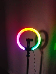Комплект блогера беспроводной RZTK Aura Light Pro (кольцевая RGB led лампа 26 см 12 В / аккумулятор 1200 мАч / штатив 2.3 м Alum / пульт/ USB Type-C) фото от покупателей 7