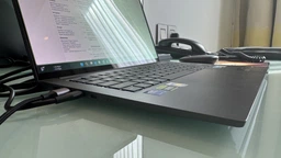 Ноутбук Acer Swift X 14 SFX14-73G 14.5" 2.8K OLED, Intel U9-285H, 32GB, F2TB, NVD5070-8, Win11, сірий фото від покупців 1
