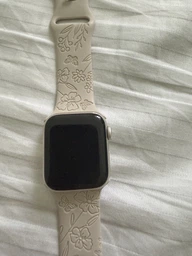 Силиконовый ремешок для Apple Watch всех серий размером 42/44/45/49 мм черный фото от покупателей 1