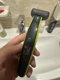 Электростанок Philips OneBlade QP2721/20 (8720689001151) фото от покупателей 13