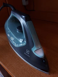 Утюг Electrolux E7SI2-6OG ELECTROLUX E7SI2-6OG 971429 фото от покупателей 10
