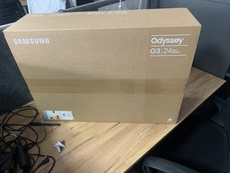 Монитор 24" Samsung Odyssey G3 (LS24DG300EIXUA) -- FullHD / VA / 180Hz / 1 мс (MPRT) / HDR10 / AMD FreeSync / Pivot / Black Equalizer / 95% sRGB фото от покупателей 16