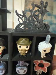 Тематическая Полка Большой Раскладной Дом для Фигурок Stranger Things Kinder Joy Funko Pop Stand / Display / Для 24 Фигурок из Сериала Очень странные дела фото от покупателей 9