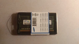 Samsung 8GB DDR3L 1600MHz SO-DIMM 204-Pin Non-ECC Unbuffered RAM (M471B1G73QH0-YK0) для ноутбуков