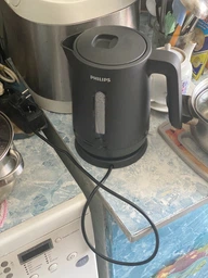 Электрочайник PHILIPS Essentials Collection Series 1000 HD9314/90 фото от покупателей 7