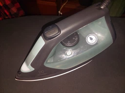 Утюг Electrolux E7SI2-6OG ELECTROLUX E7SI2-6OG 971429 фото от покупателей 2