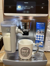 Кофемашина Philips LatteGo Pro серії 8000 Café Aromis EP8757/20