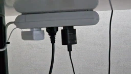 Колодка Panasonic X-tendia 4 гнезда, с защитными шторками Черная (WLTB02402BL-UA)