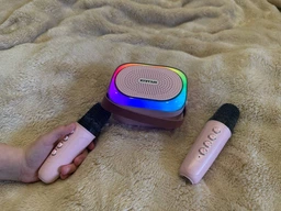 Дитяча портативна караоке-система P7 Рожева з 2 бездротовими мікрофонами Bluetooth RGB-підсвіткою та функцією зміни голосу фото від покупців 1