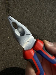 Плоскогубцы KNIPEX комбинированные 03 05 180 (03 05 180) фото от покупателей 1