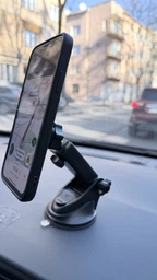 Магнитный автодержатель для телефона в автомобиль на присоске с клейкой основой D37-X фото от покупателей 2