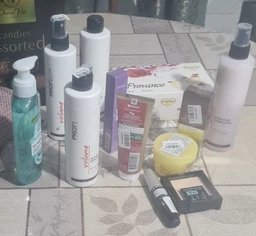 Интенсивно восстанавливающий крем для рук Garnier Skin Naturals против сухости 75 мл (3600542561426)