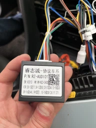 Перетворювач сигналу серії QIV адаптер CAN-BUS Volkswagen,Seat,Skoda QBR VW0108 (RZ-VW08)