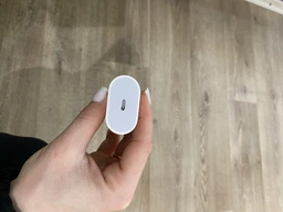 Зарядное устройство для iPhone 13 Apple 20W USB-C Power Adapter сетевое зарядное устройство для айфона фото от покупателей 2