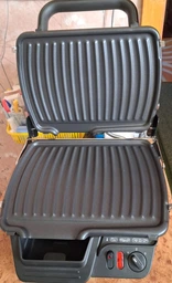 Гриль TEFAL Ultracompact GC305012