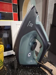 Утюг Electrolux E7SI2-6OG ELECTROLUX E7SI2-6OG 971429 фото от покупателей 1