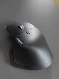 Мышь Logitech MX Master 4 Performance Wireless/Bluetooth Graphite (910-007562) фото от покупателей 2