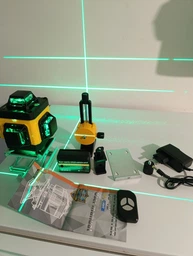 Лазерный уровень нивелир Laser Level 4D 2 аккумулятора 16 линий зеленый луч в кейсе желтый фото от покупателей 10