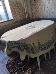 Скатерть овальная пасхальная на стол 160х180 см (039156)