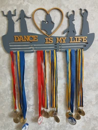 Медальница из дерева "DANCE IS MY LIFE" современные танцы под заказ (МД0081) фото от покупателей 1