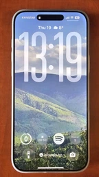 Мобильный телефон Apple iPhone 17 Pro Max 2TB Silver (MFYY4AF/A) фото от покупателей 16