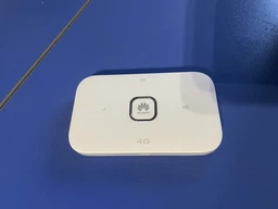Мобильный маршрутизатор HUAWEI