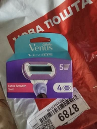 Сменные картриджи для бритья (лезвия кассеты) женские Gillette Venus Embrace Extra Smooth 4 шт в упаковке