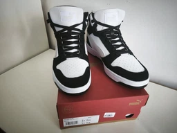 Мужские демисезонные ботинки Puma Rebound v6 SD 40071305 40.5 (7UK) 26 см White/Desert Dust/Green Terrain (4069156591578) фото от покупателей 4