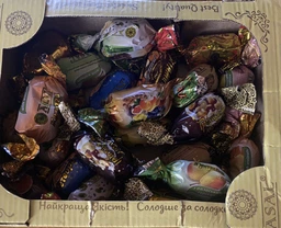 Цукерки асорті з горіхами і сухофруктами в шоколадній глазурі 1 кг у коробці Асал (Asal-MIX-1000) фото від покупців 1