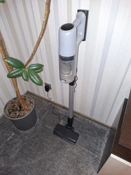 Пылесос Electrolux Animal 600 Pet EP61AB21UG Сменный аккумулятор Мини-электрическая щетка 79 дБ