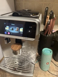 Кофемашина Philips LatteGo Pro серії 8000 Café Aromis EP8757/20 фото от покупателей 13