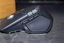Мышь Logitech MX Master 4 Performance Wireless/Bluetooth Pale Grey (910-007563) фото от покупателей 5