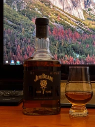 Бурбон Jim Beam Black 7 лет выдержки 0.7 л 45% (5010278104572) фото от покупателей 1