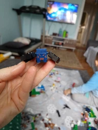 Дитячий конструктор Minecraft Гірська печера гра майнкрафт з LED підсвіткою ігровий набір з кубиків блоків фігурок тварин 587 деталей з печерою деревами лавою водою факелами та аксесуарами розвиваючий подарунок для творчості хлопчиків та дівчаток 66334 фото від покупців 6