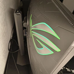 Монитор 27" ASUS ROG Strix 5K XG27JCG Gaming Monitor (90LM0CE0-B01371) фото от покупателей 3