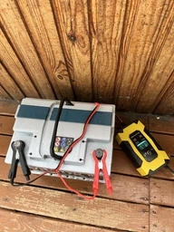 Зарядное устройство для автомобильного аккумулятора свинцово кислотного 12V 5A импульсное автоматическое с ЖК-дисплеем фото от покупателей 5