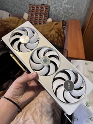 Відеокарта Gigabyte PCI-Ex GeForce RTX 5070 Aero OC 12GB GDDR7 (192bit) (28000) (HDMI, 3 x DisplayPort) (4719331355852) фото від покупців 5