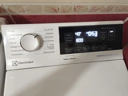 Стиральная машина с вертикальной загрузкой Electrolux EW8T337U фото от покупателей 7