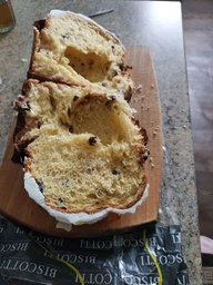 Паска BISCOTTI з родзинками 245 г (4820180814800) фото від покупців 2