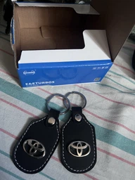 Брілок для ключів металевий Toyota