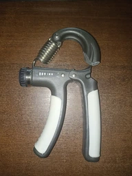 Эспандер кистевой EasyFit EF-1900-Gr 10-40 кг, Серый фото от покупателей 2