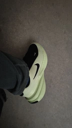 Мужские кроссовки Nike Uplift Sc IB2765-005 47.5 (13US) 31 см Черный/Светло-желтый (197863478302)