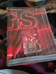 Плед “Очень странные дела” (Stranger Things) 4 3D, плюшевый велюр 135×160