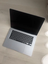 Ноутбук Apple MacBook Air 15.3" M5 24/1TB 2026 (MDVF4UA/A) Starlight фото от покупателей 1